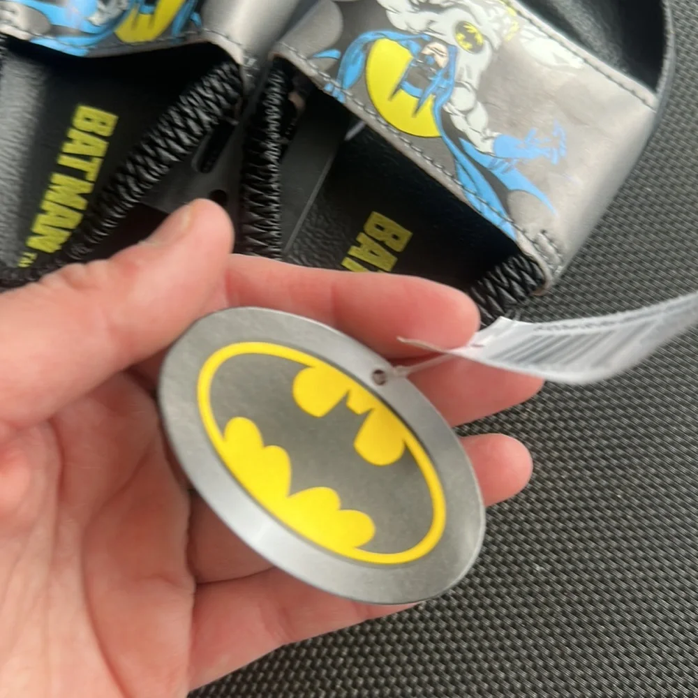 DC COMICS BATMAN TODDLER SANDALS: BLACK: NWT: SZ 5/6